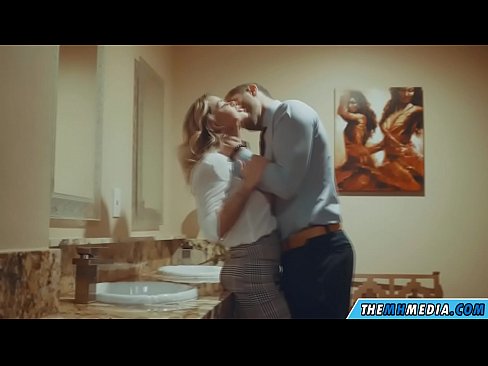 ❤️ ໃນເວລາທີ່ຜິວເນື້ອສີຂາວ busty seduces ທ່ານຢູ່ໃນຫ້ອງນ້ໍາສາທາລະນະ ️ ຮູບໂປ້ງາມ ຢູ່ຄອມ lo.com-porn-hat.ru ️❤